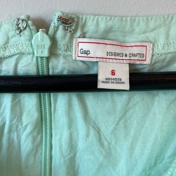 GAP‎ Eyelet Mint Green Dress. Size 6 - Picture 3 of 8